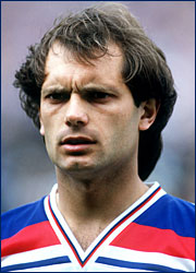 	Ray Wilkins 	